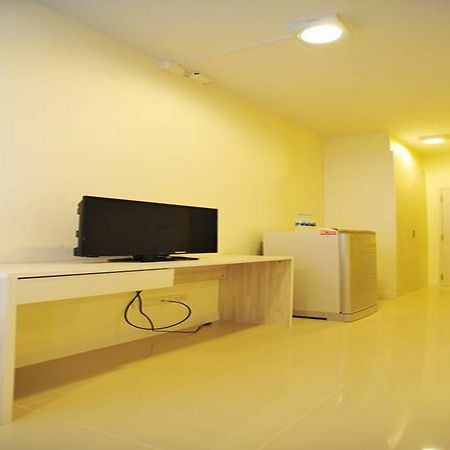 The Garden Living Banguecoque Exterior foto